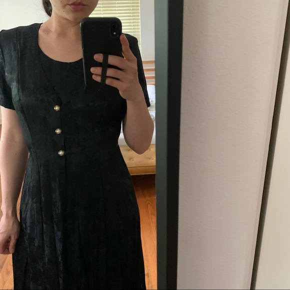 Vintage black silky satin maxi dress 90’s floral button - Picture 3 of 9